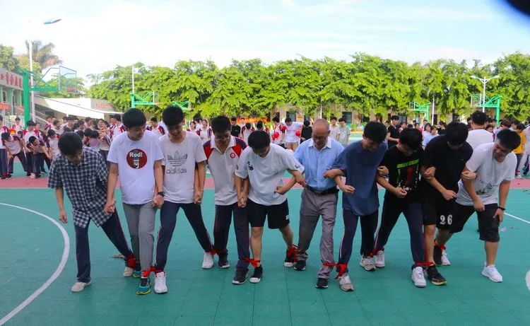 七月鳳凰花開(kāi)日，乃我金榜題名時(shí)——2020年海口黃岡金盤(pán)高級(jí)中學(xué)高考動(dòng)員活動(dòng)