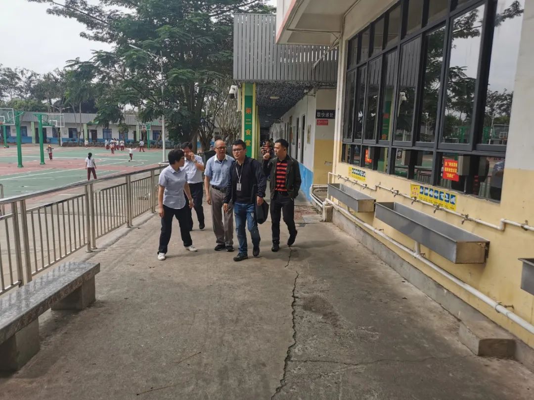 護航新學(xué)期——?？谑惺袌霰O(jiān)督管理局來我校開展學(xué)校食堂食品安全聯(lián)合檢查工作