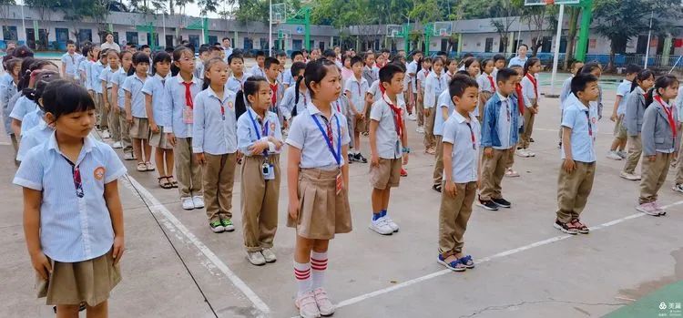 只爭朝夕，不負(fù)韶華——?？邳S岡金盤高級中學(xué)小學(xué)部月考表彰大會