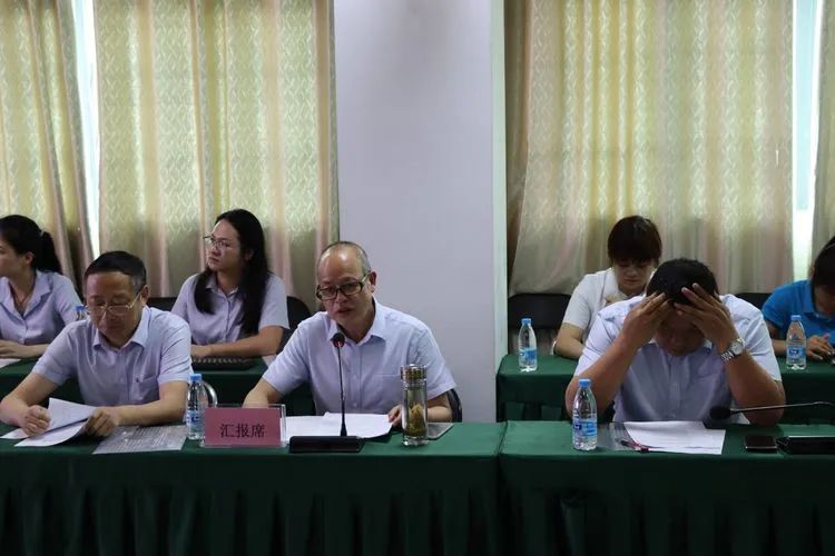 年檢促前行 乘勢再揚(yáng)帆——?？邳S岡金盤高級中學(xué)迎接市教育局年檢工作檢查指導(dǎo)