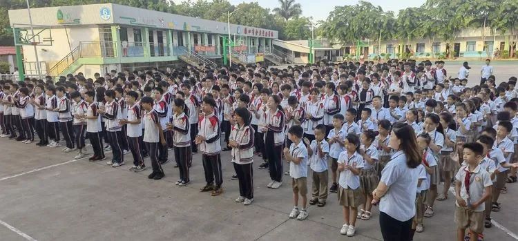 海口黃岡金盤高級中學(xué)初中小學(xué)部·2021春季期中表彰