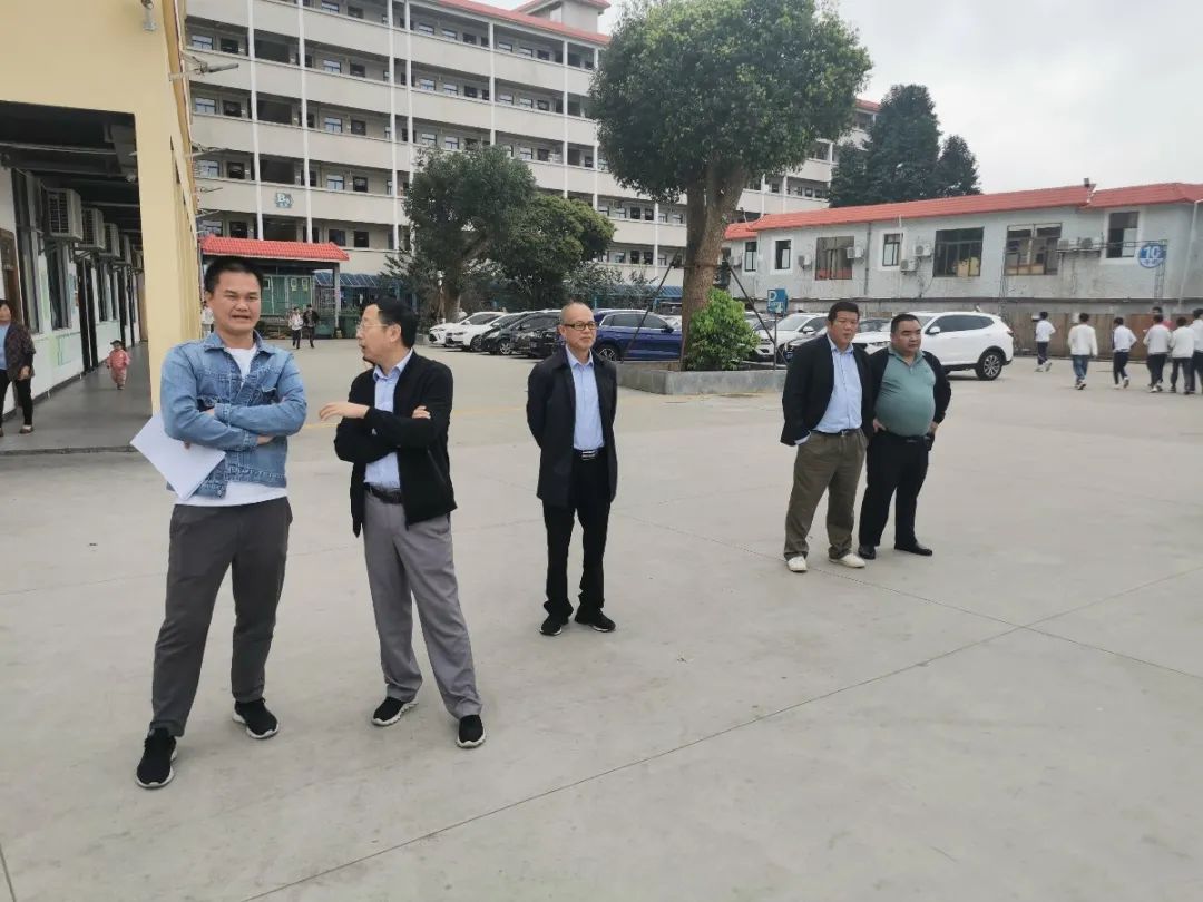 護航“開學(xué)季”——?？邳S岡金盤高級中學(xué)迎2021春季開學(xué)督導(dǎo)檢查