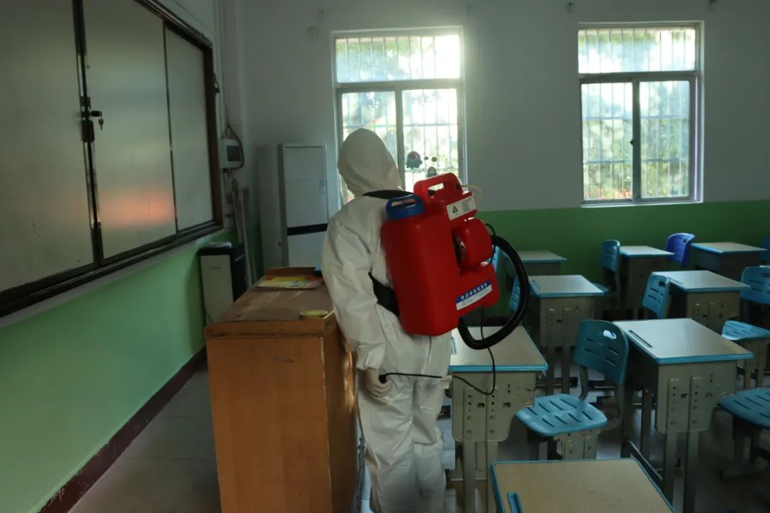 以練促防——海口黃岡金盤高級中學開學及疫情防控應(yīng)急演練