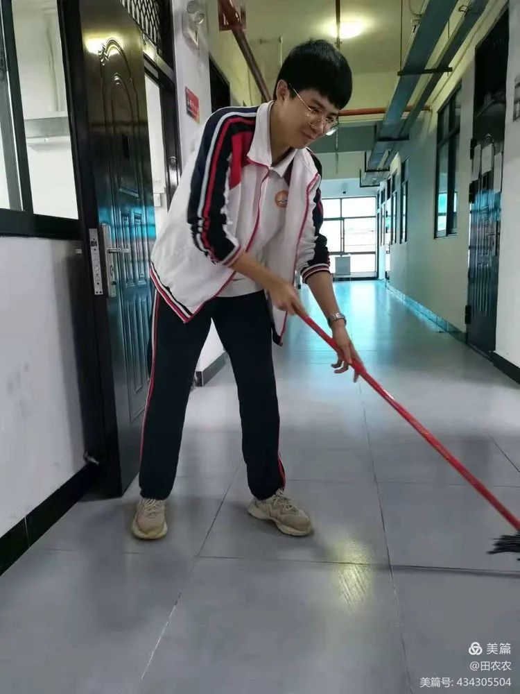 【校園動態(tài)】倡導(dǎo)文明校風(fēng) 共建文明校園