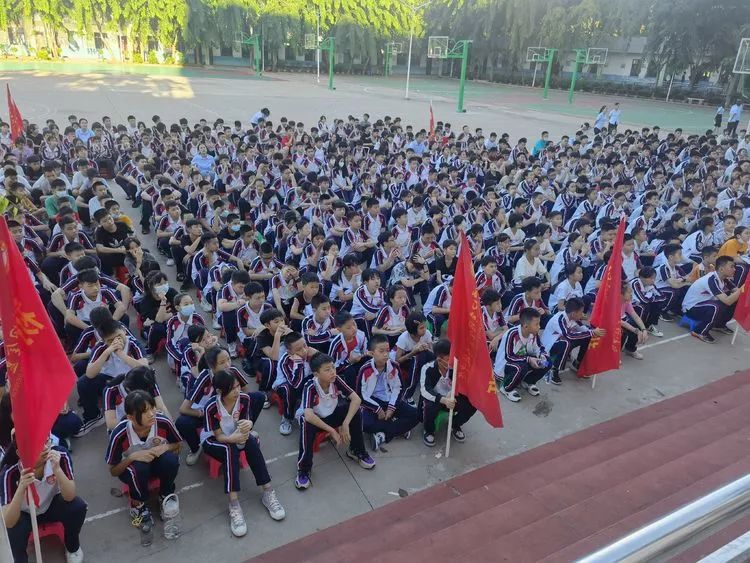 感恩明志 逐夢黃岡 | ?？邳S岡金盤高級中學(xué)初中部開學(xué)典禮暨表彰大會