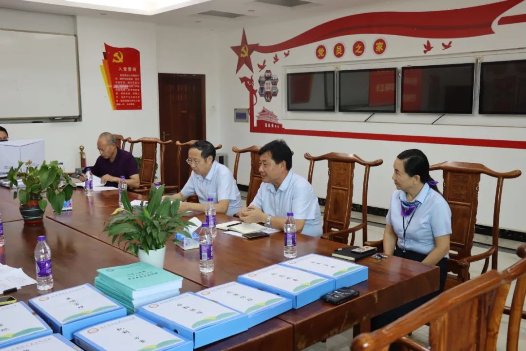 ?開學(xué)督導(dǎo)促發(fā)展——?？邳S岡金盤高級中學(xué)迎2021秋季開學(xué)督導(dǎo)檢查