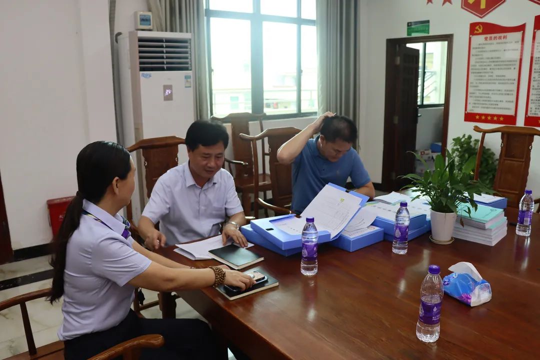 ?開學(xué)督導(dǎo)促發(fā)展——?？邳S岡金盤高級中學(xué)迎2021秋季開學(xué)督導(dǎo)檢查