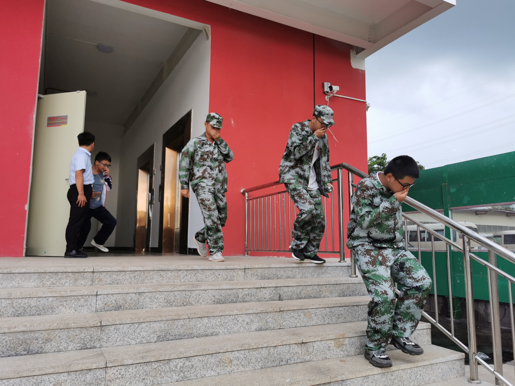珍愛生命，防患于未然——海口黃岡金盤高級中學(xué)消防疏散演練活動(dòng)